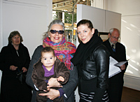 Marianne Lindberg De Geer with her daughter and grand-daughter